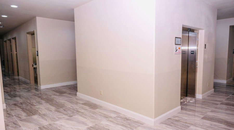 8607 McPherson Rd, Laredo, Texas 78045, 1 Room Rooms,2 BathroomsBathrooms,Commercial retail/office,For Rent,8607 McPherson Rd,20262395