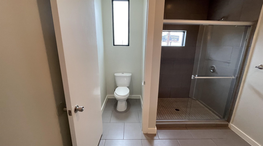 409 Shiloh Dr, LAREDO, Texas 78045, 2 Bedrooms Bedrooms, 6 Rooms Rooms,2 BathroomsBathrooms,Residential,For Rent,409 Shiloh Dr,20262390