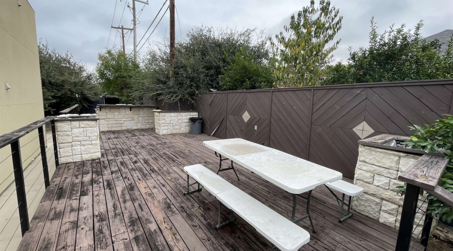 409 Shiloh Dr, LAREDO, Texas 78045, 2 Bedrooms Bedrooms, 6 Rooms Rooms,2 BathroomsBathrooms,Residential,For Rent,409 Shiloh Dr,20262390