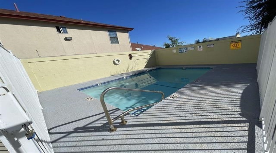 5402 Marcella Ave, LAREDO, Texas 78041, 1 Bedroom Bedrooms, 3 Rooms Rooms,1 BathroomBathrooms,Residential,For Rent,5402 Marcella Ave,20262392