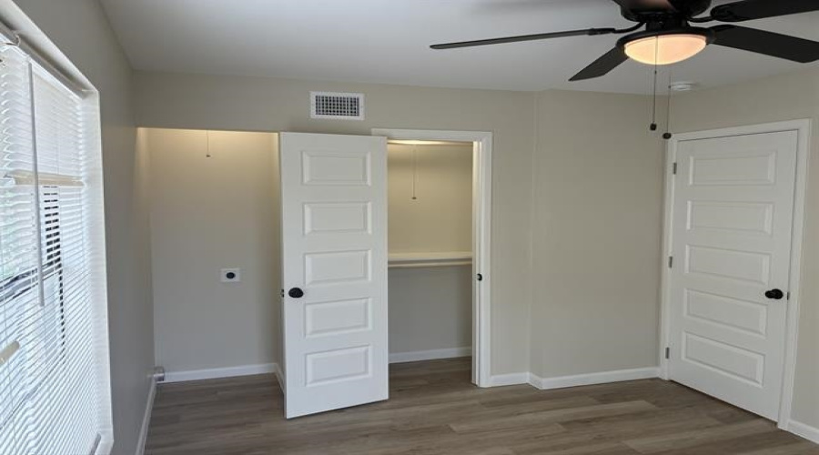 705 E Bustamante St, LAREDO, Texas 78041, 2 Bedrooms Bedrooms, 4 Rooms Rooms,1 BathroomBathrooms,Residential,For Rent,705 E Bustamante St,20262393