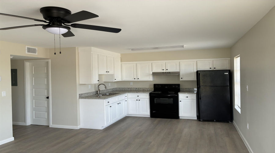 705 E Bustamante St, LAREDO, Texas 78041, 2 Bedrooms Bedrooms, 4 Rooms Rooms,1 BathroomBathrooms,Residential,For Rent,705 E Bustamante St,20262393