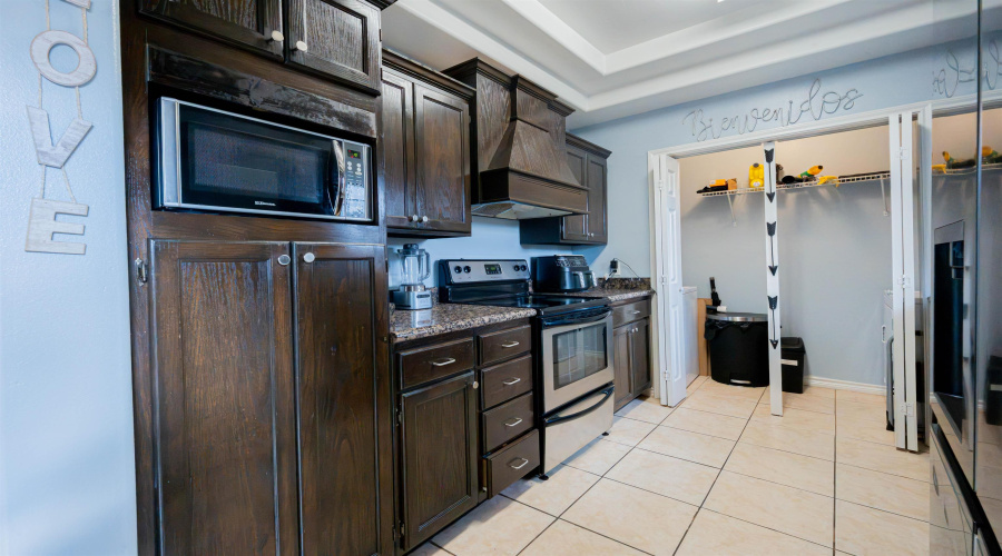 201 Abigail Dominguez, Laredo, Texas 78043, 3 Bedrooms Bedrooms, 5 Rooms Rooms,2 BathroomsBathrooms,Residential,For Sale,201 Abigail Dominguez,20262398
