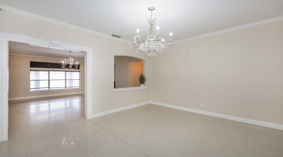 1924 Yukon Ln, Laredo, Texas 78045, 3 Bedrooms Bedrooms, 7 Rooms Rooms,2 BathroomsBathrooms,Residential,For Sale,1924 Yukon Ln,20262399