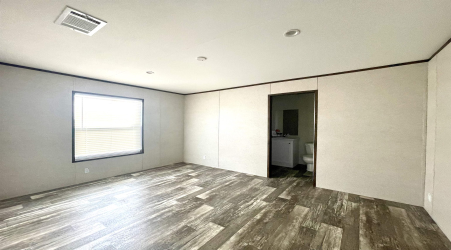 101 Mi Ranchito St., Laredo, Texas 78046, 3 Bedrooms Bedrooms, 4 Rooms Rooms,2 BathroomsBathrooms,Residential,For Rent,101 Mi Ranchito St.,20262400