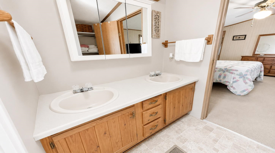 118 Blossum Blvd., Zapata, Texas 78076, 2 Bedrooms Bedrooms, 3 Rooms Rooms,1 BathroomBathrooms,Residential,For Sale,118 Blossum Blvd.,20262405