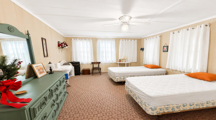 118 Blossum Blvd., Zapata, Texas 78076, 2 Bedrooms Bedrooms, 3 Rooms Rooms,1 BathroomBathrooms,Residential,For Sale,118 Blossum Blvd.,20262405