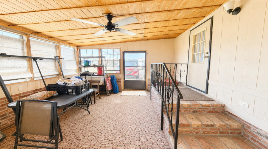 118 Blossum Blvd., Zapata, Texas 78076, 2 Bedrooms Bedrooms, 3 Rooms Rooms,1 BathroomBathrooms,Residential,For Sale,118 Blossum Blvd.,20262405