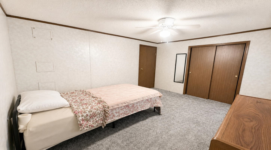 118 Autumn Ln., Zapata, Texas 78076, 2 Bedrooms Bedrooms, 4 Rooms Rooms,2 BathroomsBathrooms,Residential,For Sale,118 Autumn Ln.,20262407