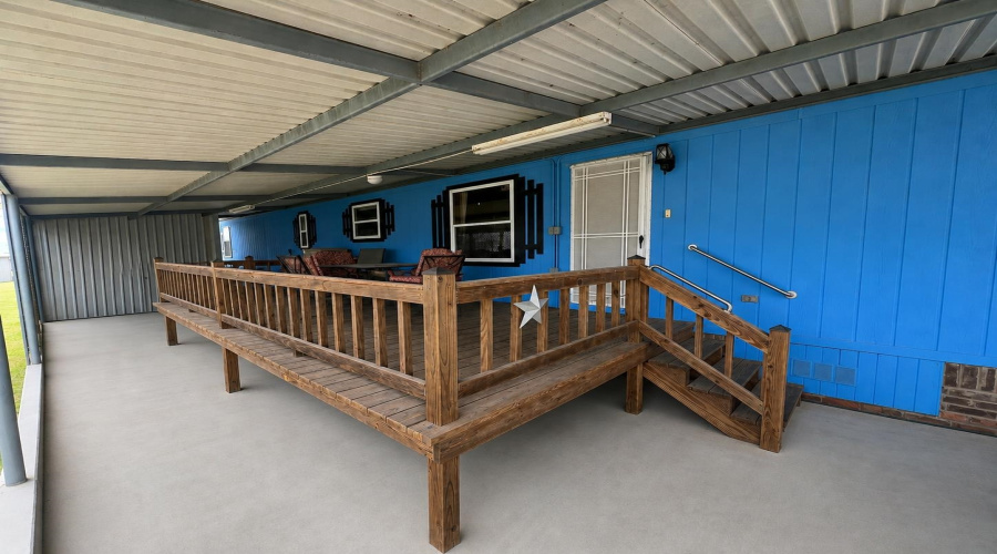 118 Autumn Ln., Zapata, Texas 78076, 2 Bedrooms Bedrooms, 4 Rooms Rooms,2 BathroomsBathrooms,Residential,For Sale,118 Autumn Ln.,20262407