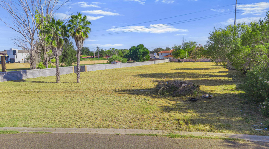 1213 St John Lp, Laredo, Texas 78045, ,Land,For Sale,1213 St John Lp,20262404