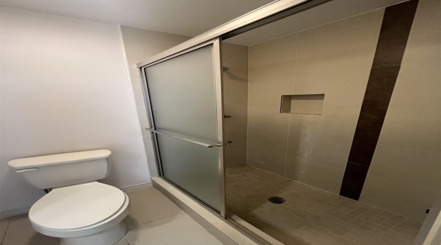 7615 Laguna Del Mar Ct, Laredo, Texas 78041, 1 Bedroom Bedrooms, 3 Rooms Rooms,1 BathroomBathrooms,Residential,For Rent,7615 Laguna Del Mar Ct,20262412