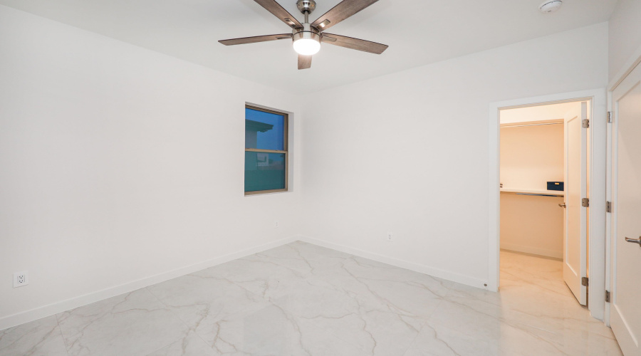 5805 Tavo Dr., Laredo, Texas 78043-0000, 3 Bedrooms Bedrooms, 6 Rooms Rooms,2 BathroomsBathrooms,Residential,For Sale,5805 Tavo Dr.,20262413