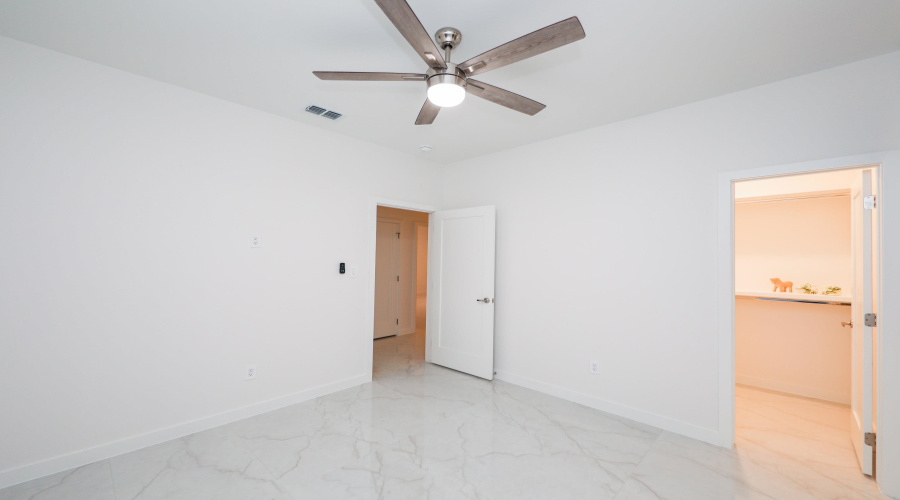 5805 Tavo Dr., Laredo, Texas 78043-0000, 3 Bedrooms Bedrooms, 6 Rooms Rooms,2 BathroomsBathrooms,Residential,For Sale,5805 Tavo Dr.,20262413