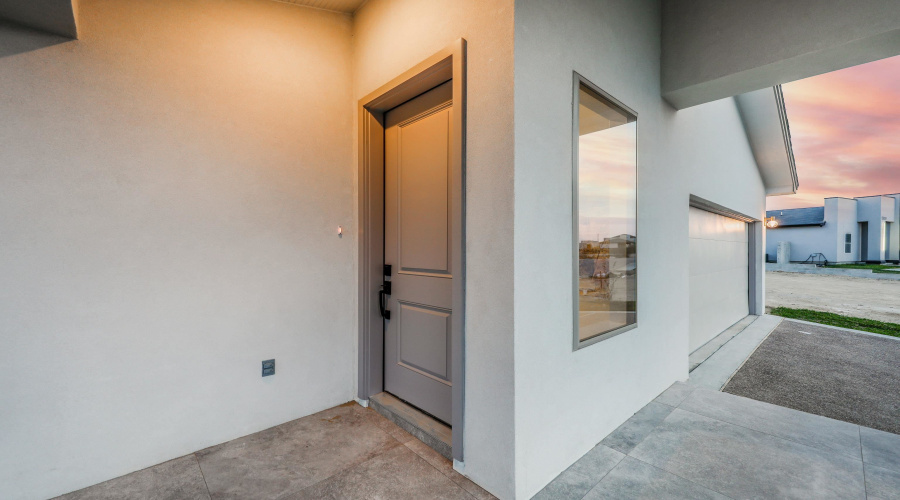 5805 Tavo Dr., Laredo, Texas 78043-0000, 3 Bedrooms Bedrooms, 6 Rooms Rooms,2 BathroomsBathrooms,Residential,For Sale,5805 Tavo Dr.,20262413