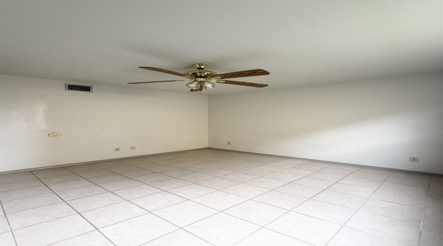 507 Shiloh Dr, Laredo, Texas 78045, 2 Bedrooms Bedrooms, 4 Rooms Rooms,1 BathroomBathrooms,Residential,For Rent,507 Shiloh Dr,20262414