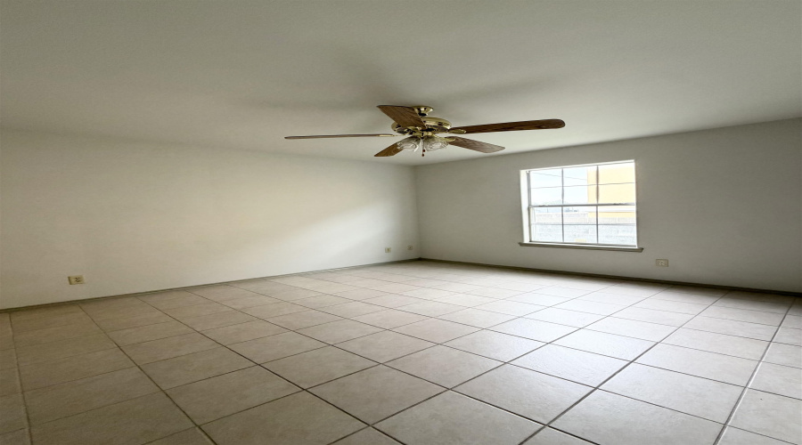 507 Shiloh Dr, Laredo, Texas 78045, 2 Bedrooms Bedrooms, 4 Rooms Rooms,1 BathroomBathrooms,Residential,For Rent,507 Shiloh Dr,20262414