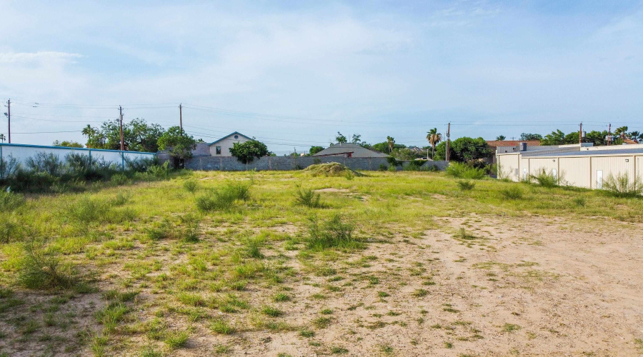 4210 Saunders St, LAREDO, Texas 78041, ,Land,For Rent,4210 Saunders St,20262418