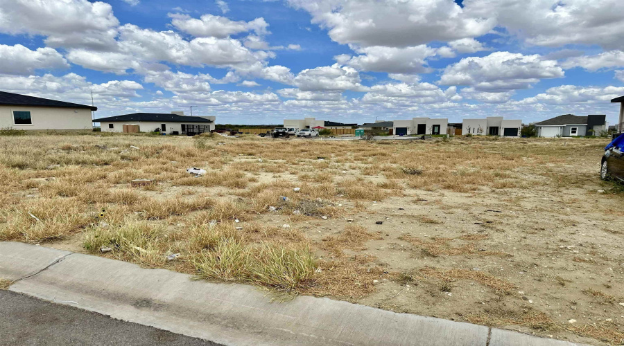 6708 El Bosal Ln., Laredo, Texas 78046, ,Land,For Sale,6708 El Bosal Ln.,20262422