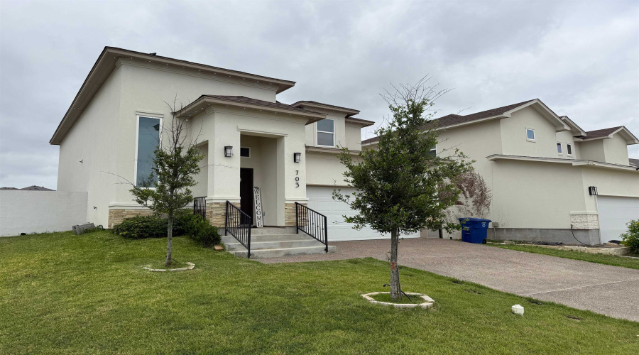 703 Atocha Dr., Laredo, Texas 78045, 3 Bedrooms Bedrooms, 5 Rooms Rooms,2 BathroomsBathrooms,Residential,For Sale,703 Atocha Dr.,20262428