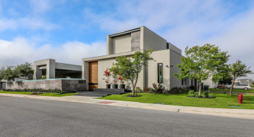 3013 George Martin Dr., Laredo, Texas 78041, 4 Bedrooms Bedrooms, 9 Rooms Rooms,6 BathroomsBathrooms,Residential,For Rent,3013 George Martin Dr.,20262432