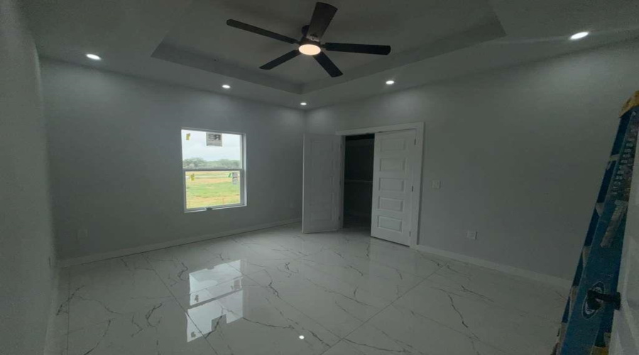 5060 Luna Grande Lp., Laredo, Texas 78046, 4 Bedrooms Bedrooms, 6 Rooms Rooms,2 BathroomsBathrooms,Residential,For Sale,5060 Luna Grande Lp.,20262436