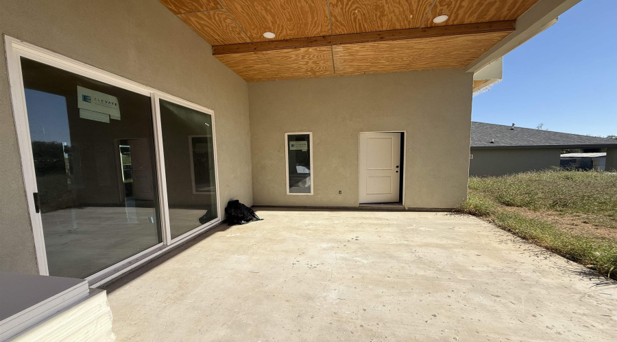 2905 Bayard St, Laredo, Texas 78046, 3 Bedrooms Bedrooms, 5 Rooms Rooms,2 BathroomsBathrooms,Residential,For Sale,2905 Bayard St,20262438