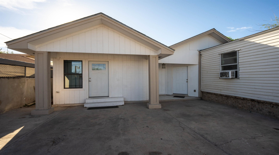 3816 San Francisco Ave, Laredo, Texas 78041, ,Multi-family,For Sale,3816 San Francisco Ave,20262437