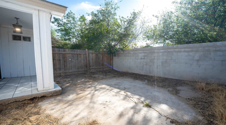 3816 San Francisco Ave, Laredo, Texas 78041, ,Multi-family,For Sale,3816 San Francisco Ave,20262437