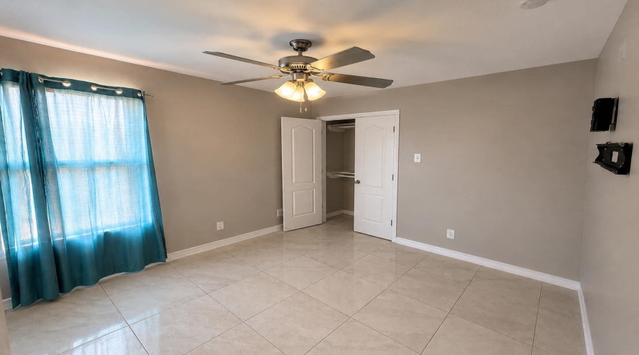 2711 Purdy Court, Laredo, Texas 78046, 4 Bedrooms Bedrooms, 7 Rooms Rooms,4 BathroomsBathrooms,Residential,For Rent,2711 Purdy Court,20262439