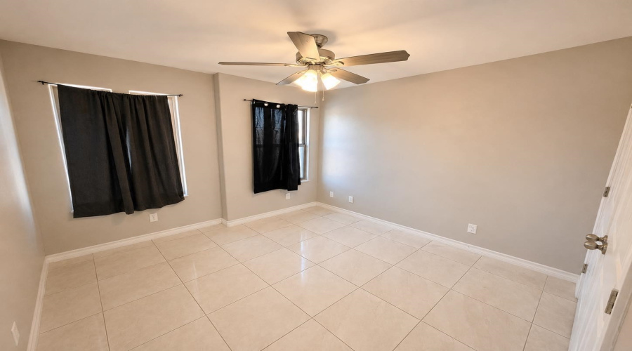 2711 Purdy Court, Laredo, Texas 78046, 4 Bedrooms Bedrooms, 7 Rooms Rooms,4 BathroomsBathrooms,Residential,For Rent,2711 Purdy Court,20262439