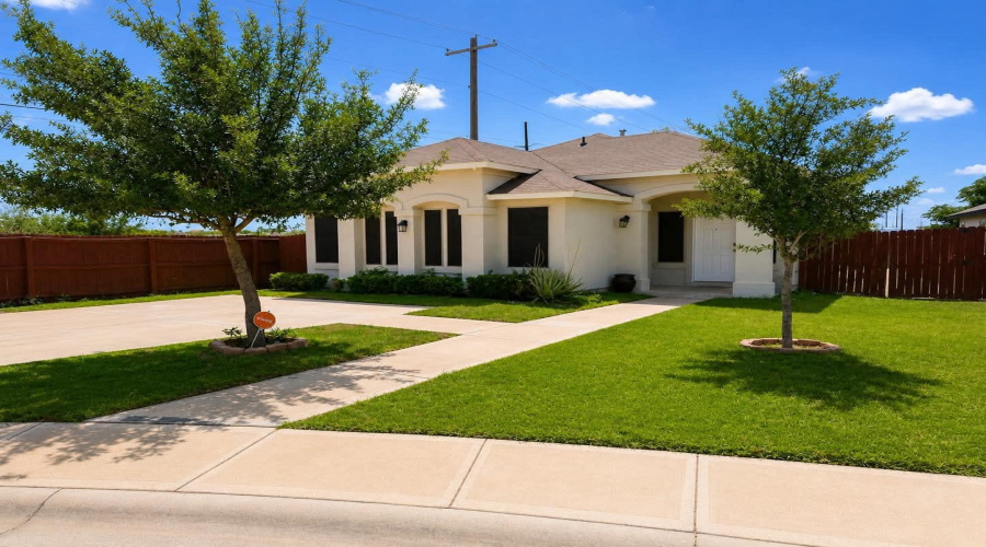 2711 Purdy Court, Laredo, Texas 78046, 4 Bedrooms Bedrooms, 7 Rooms Rooms,4 BathroomsBathrooms,Residential,For Rent,2711 Purdy Court,20262439