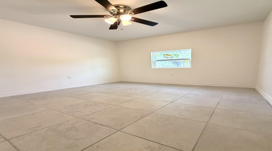 2204 Camp Street, Laredo, Texas 78040, 2 Bedrooms Bedrooms, 4 Rooms Rooms,1 BathroomBathrooms,Residential,For Sale,2204 Camp Street,20262443