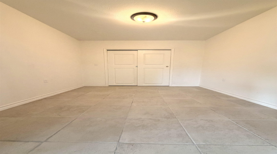 2204 Camp Street, Laredo, Texas 78040, 2 Bedrooms Bedrooms, 4 Rooms Rooms,1 BathroomBathrooms,Residential,For Sale,2204 Camp Street,20262443