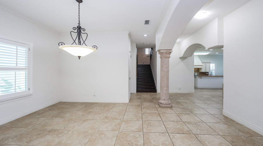 328 Lake Powell Dr, Laredo, Texas 78041, 4 Bedrooms Bedrooms, 7 Rooms Rooms,4 BathroomsBathrooms,Residential,For Sale,328 Lake Powell Dr,20262444