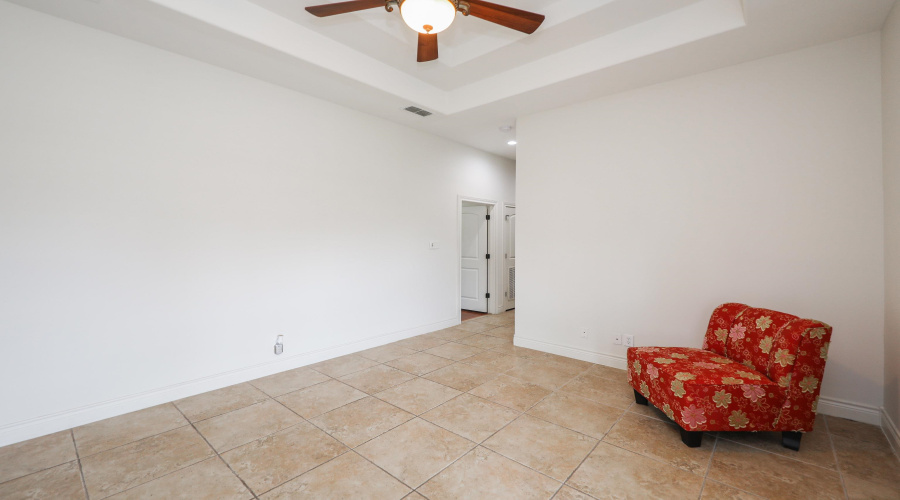 328 Lake Powell Dr, Laredo, Texas 78041, 4 Bedrooms Bedrooms, 7 Rooms Rooms,4 BathroomsBathrooms,Residential,For Sale,328 Lake Powell Dr,20262444