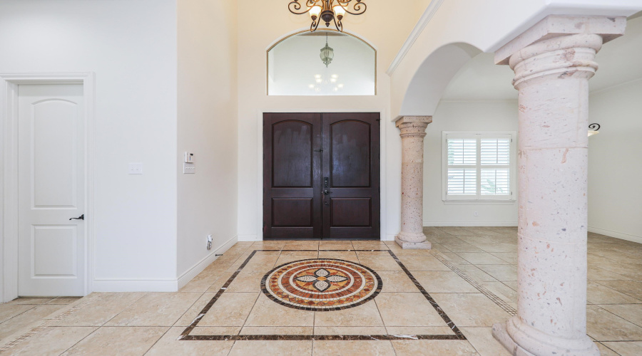 328 Lake Powell Dr, Laredo, Texas 78041, 4 Bedrooms Bedrooms, 7 Rooms Rooms,4 BathroomsBathrooms,Residential,For Sale,328 Lake Powell Dr,20262444
