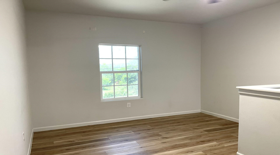 2302 E Elm St, Laredo, Texas 78043, 2 Bedrooms Bedrooms, 3 Rooms Rooms,2 BathroomsBathrooms,Residential,For Rent,2302 E Elm St,20262446