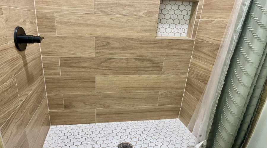 2302 E Elm St, Laredo, Texas 78043, 2 Bedrooms Bedrooms, 3 Rooms Rooms,2 BathroomsBathrooms,Residential,For Rent,2302 E Elm St,20262446