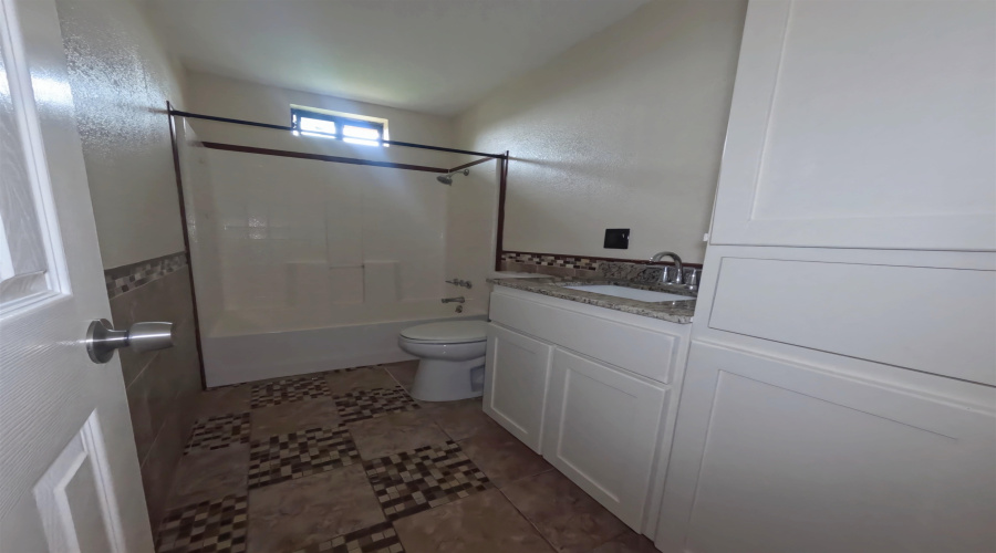 4305 McClelland Ave, Laredo, Texas 78041, 3 Bedrooms Bedrooms, 5 Rooms Rooms,2 BathroomsBathrooms,Residential,For Rent,4305 McClelland Ave,20262448