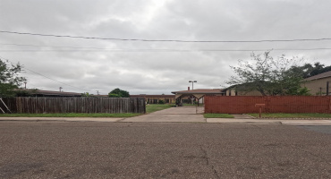 4305 McClelland Ave, Laredo, Texas 78041, 3 Bedrooms Bedrooms, 5 Rooms Rooms,2 BathroomsBathrooms,Residential,For Rent,4305 McClelland Ave,20262448 4305 McClelland Ave, Laredo, Texas 78041, 3 Bedrooms Bedrooms, 5 Rooms Rooms,2 BathroomsBathrooms,Residential,For Rent,4305 McClelland Ave,20262448