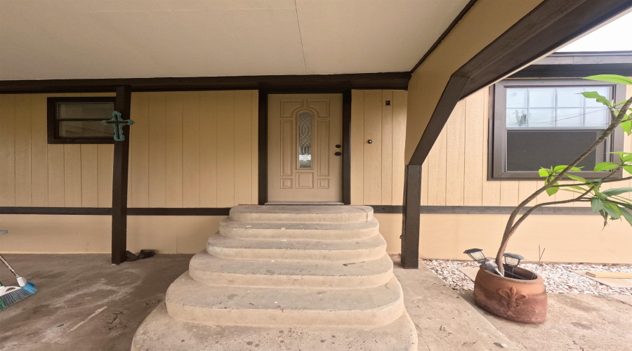 4305 McClelland Ave, Laredo, Texas 78041, 3 Bedrooms Bedrooms, 5 Rooms Rooms,2 BathroomsBathrooms,Residential,For Rent,4305 McClelland Ave,20262448