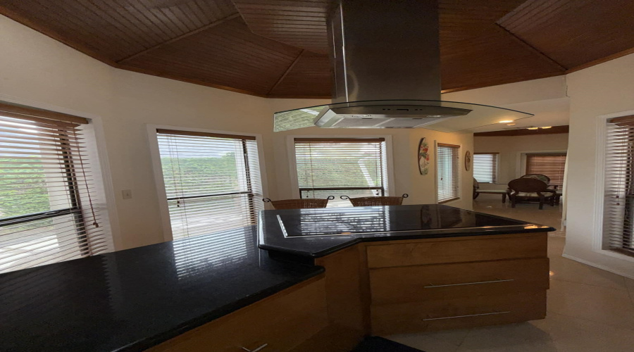 3110 Jacaranda Dr., Harlingen, Texas 78550-7448, 4 Bedrooms Bedrooms, 11 Rooms Rooms,5 BathroomsBathrooms,Residential,For Sale,3110 Jacaranda Dr.,20262449