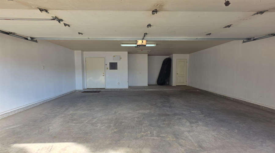 409 Cinnamon Teal Lp, Laredo, Texas 78044, 2 Bedrooms Bedrooms, 4 Rooms Rooms,2 BathroomsBathrooms,Residential,For Sale,409 Cinnamon Teal Lp,20262450