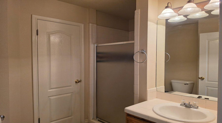 409 Cinnamon Teal Lp, Laredo, Texas 78044, 2 Bedrooms Bedrooms, 4 Rooms Rooms,2 BathroomsBathrooms,Residential,For Sale,409 Cinnamon Teal Lp,20262450