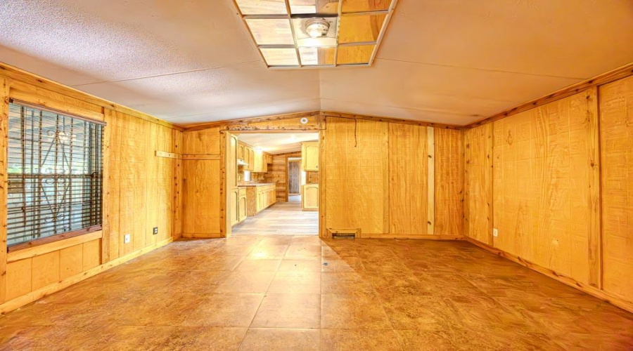 4912 San Miguel Dr, LAREDO, Texas 78046, 3 Bedrooms Bedrooms, 5 Rooms Rooms,2 BathroomsBathrooms,Residential,For Sale,4912 San Miguel Dr,20262451