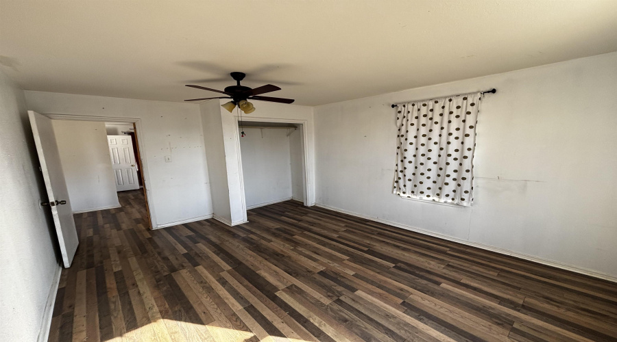 916 Guerrero St, Laredo, Texas 78043, 2 Bedrooms Bedrooms, 4 Rooms Rooms,1 BathroomBathrooms,Residential,For Sale,916 Guerrero St,20262453