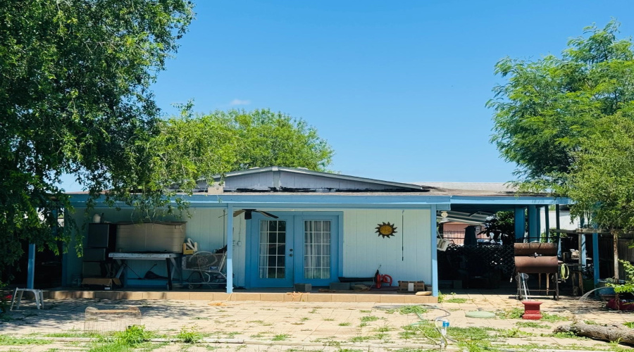 917 Flag St, laredo, Texas 78041, 4 Bedrooms Bedrooms, 57 Rooms Rooms,3 BathroomsBathrooms,Residential,For Sale,917 Flag St,20262454