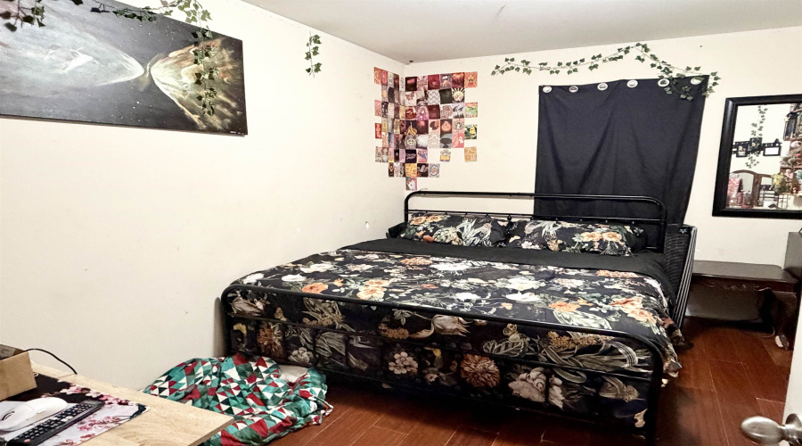 2025 Port Miami St, Laredo, Texas 78045, 4 Bedrooms Bedrooms, 6 Rooms Rooms,2 BathroomsBathrooms,Residential,For Sale,2025 Port Miami St,20262456