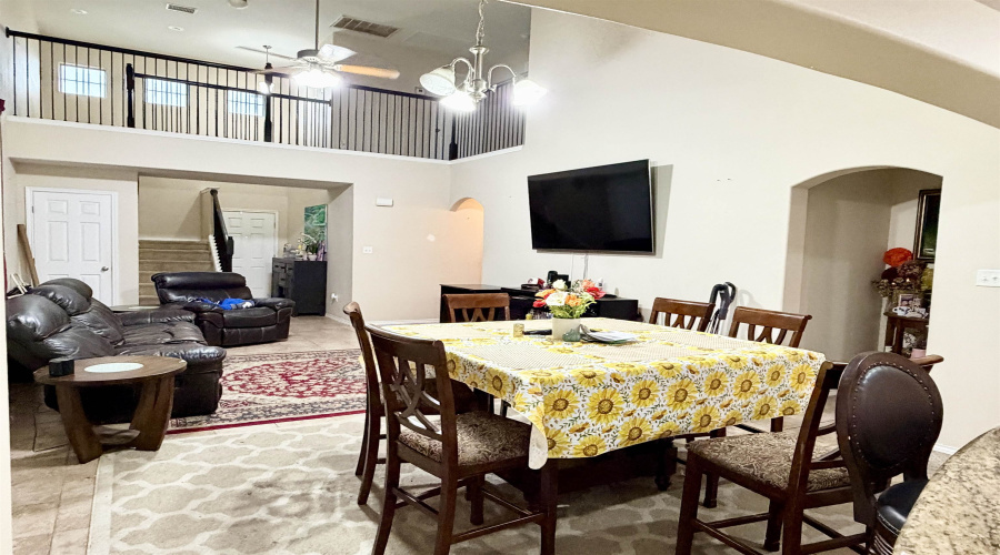2025 Port Miami St, Laredo, Texas 78045, 4 Bedrooms Bedrooms, 6 Rooms Rooms,2 BathroomsBathrooms,Residential,For Sale,2025 Port Miami St,20262456